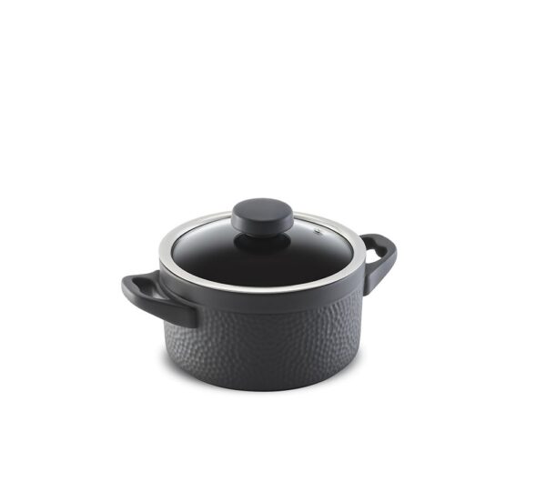 Com Paredes Altas E Abertura Grande